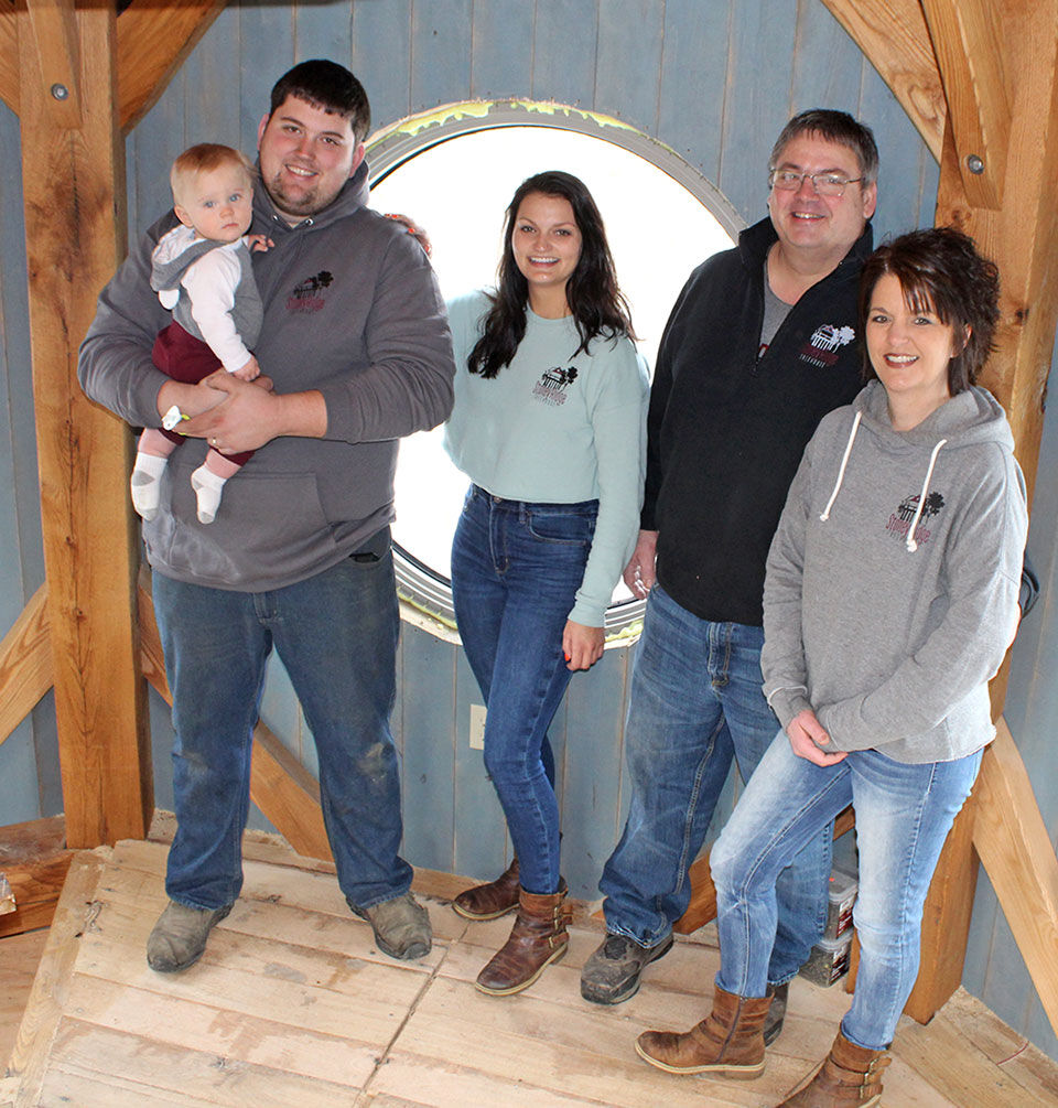 Stoney Ridge owners build lighthouse for Airbnb